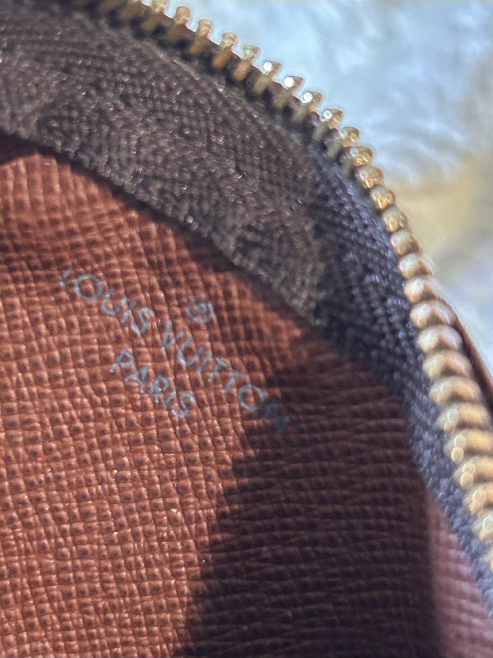 Louis Vuitton Brown Monogram Key Pouch with Gold Hardware - Picture 5 of 6